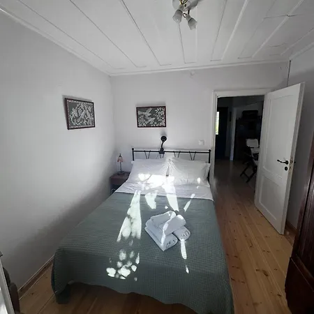 - Andriana's House בית נופש